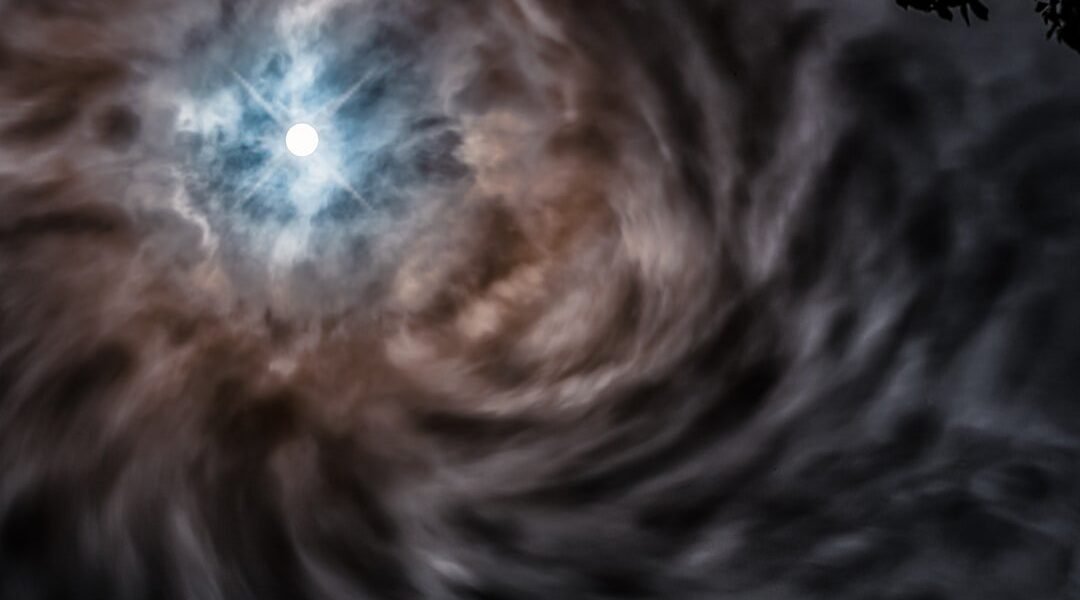 Telescopio latinoamericano captura colisión estelar en galaxia distante