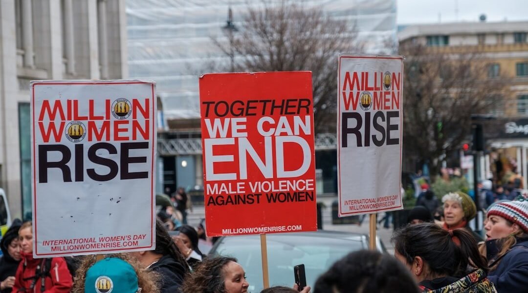 Reconocimientos por la igualdad: activismo iraní, mexicano y sanitario en el 8M