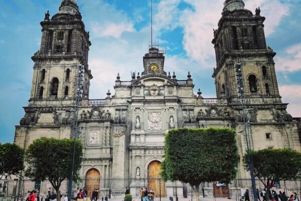 Velasco: cuando la pintura abraza el método científico