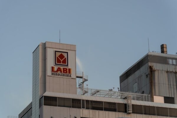 Meta despide a 700 empleados mientras acelera su apuesta por inteligencia artificial