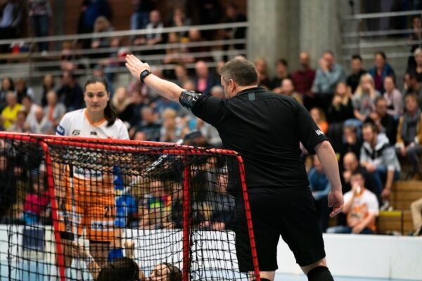 Amenazas al árbitro: la cara oscura del Clásico Tapatío que demanda acción