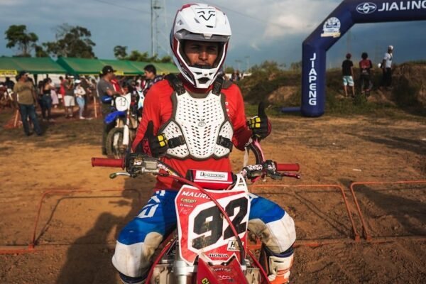 Anxo Leira: el prodigio gallego que domina el motocross con solo 11 años