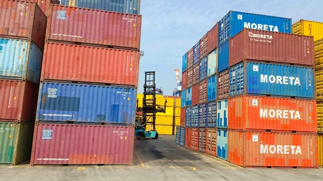 Aranceles estadounidenses: cómo la guerra comercial afecta tu bolsillo