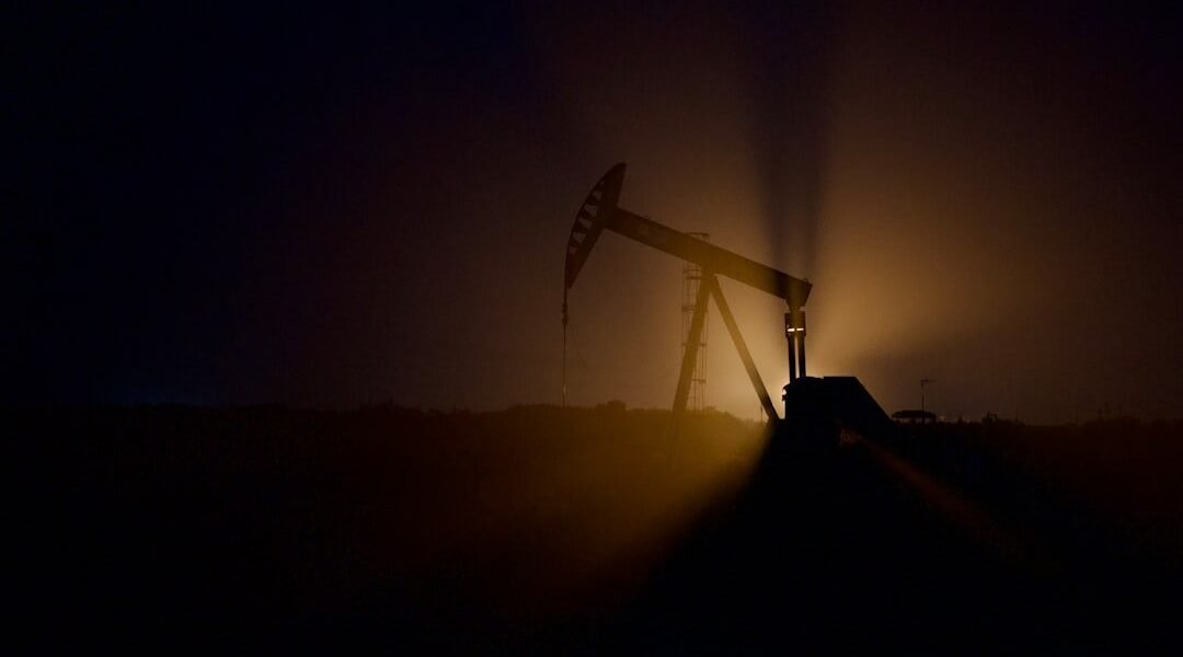 Tensiones en Medio Oriente disparan el precio del petróleo: ¿crisis temporal o nuevo escenario?