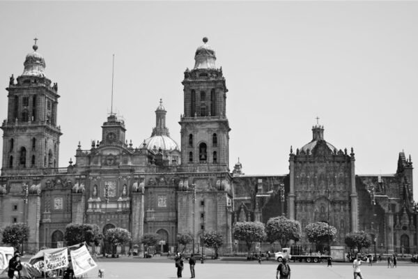 México reduce la pobreza laboral al mínimo en dos décadas: qué significa para tu bolsillo