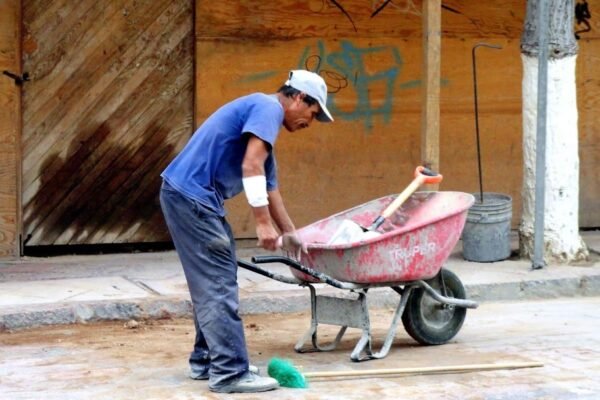 México logra su mejor cifra de empleo en dos décadas: qué significa para tu bolsillo