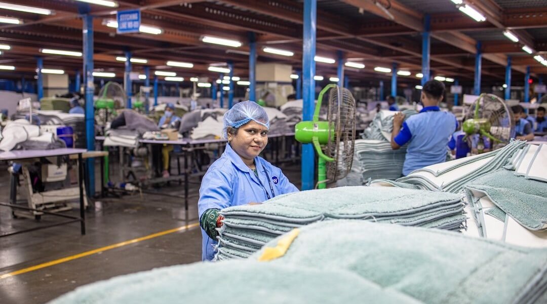 México reduce pobreza laboral a mínimos de dos décadas: qué significa para tu bolsillo