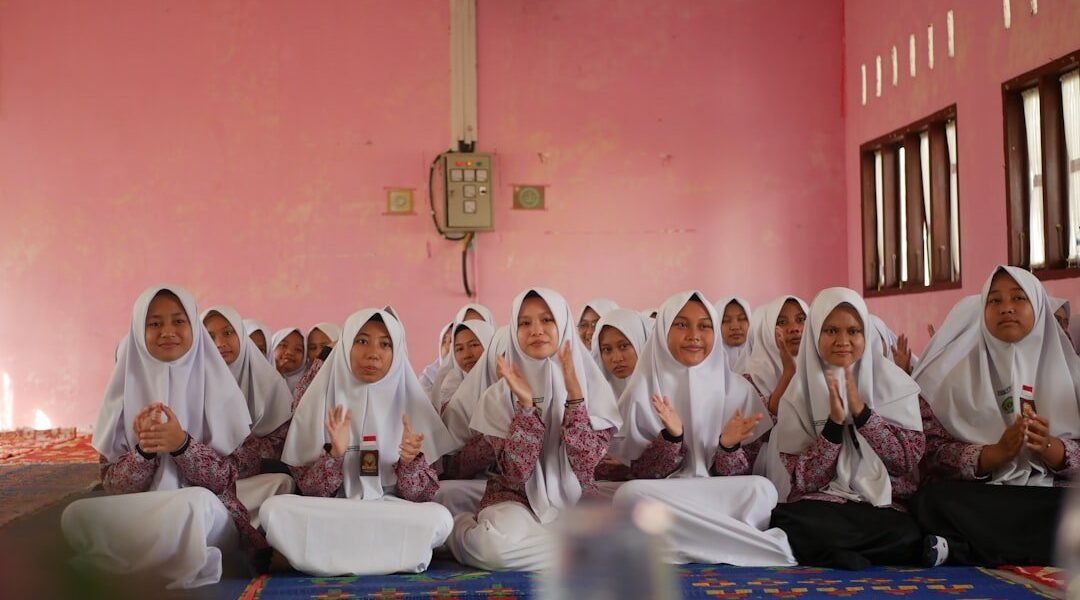 Phoenix abre puertas: cómo México apoya a estudiantes y mujeres migrantes