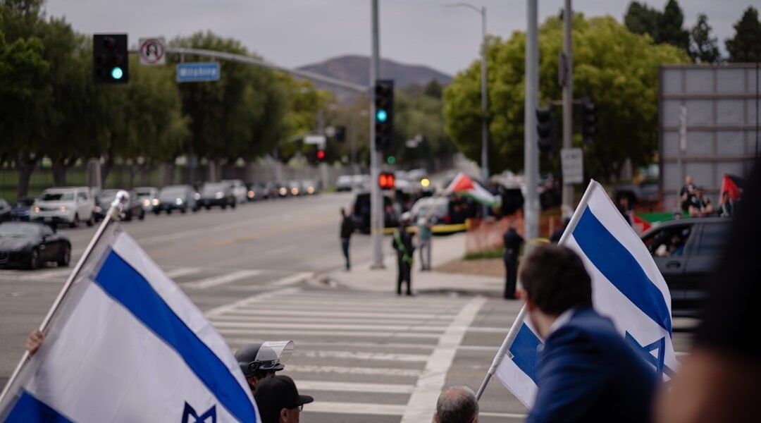 Israel intensifica operaciones militares contra Hezbolá en territorio libanés