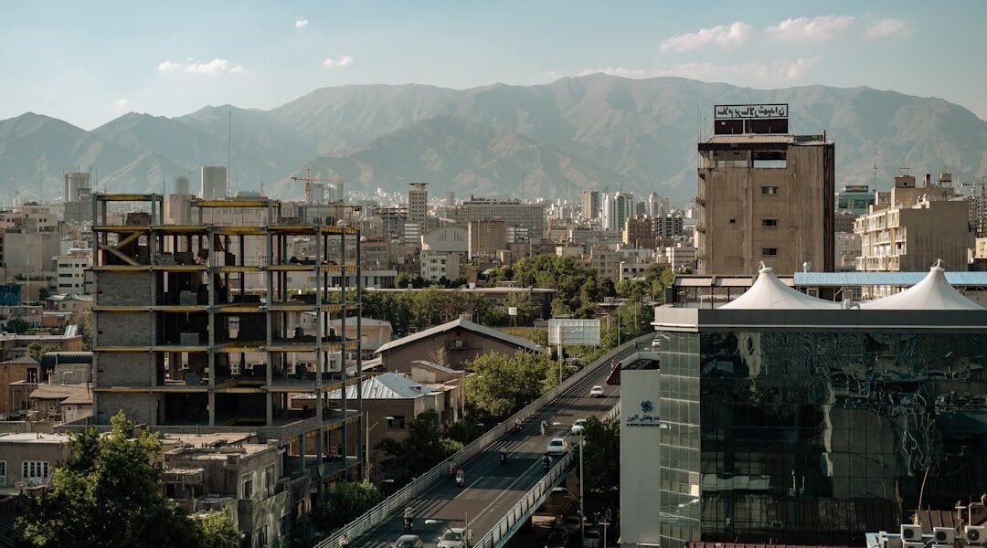 Teherán bajo fuego: tres días de bombardeos trastocan la capital iraní