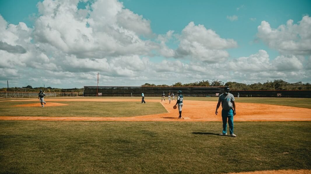 Estados Unidos busca gloria en el Clásico Mundial de Béisbol con nómina de estrellas