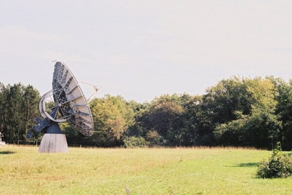 La Luna está segura: Webb resuelve el misterio del asteroide 2024 YR4
