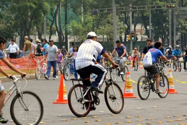 Caos vehicular en CDMX: Guía para sortear marchas y bloqueos este sábado
