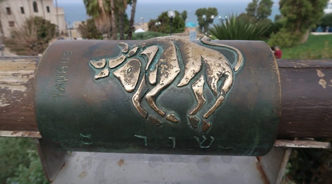 Las predicciones del zodiaco para hoy: qué esperar según tu signo