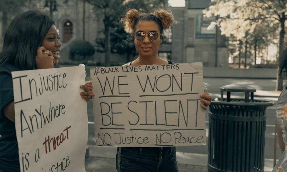 Cazzu rompe el silencio: "Nos tienen en guerra", el grito contra la violencia de género