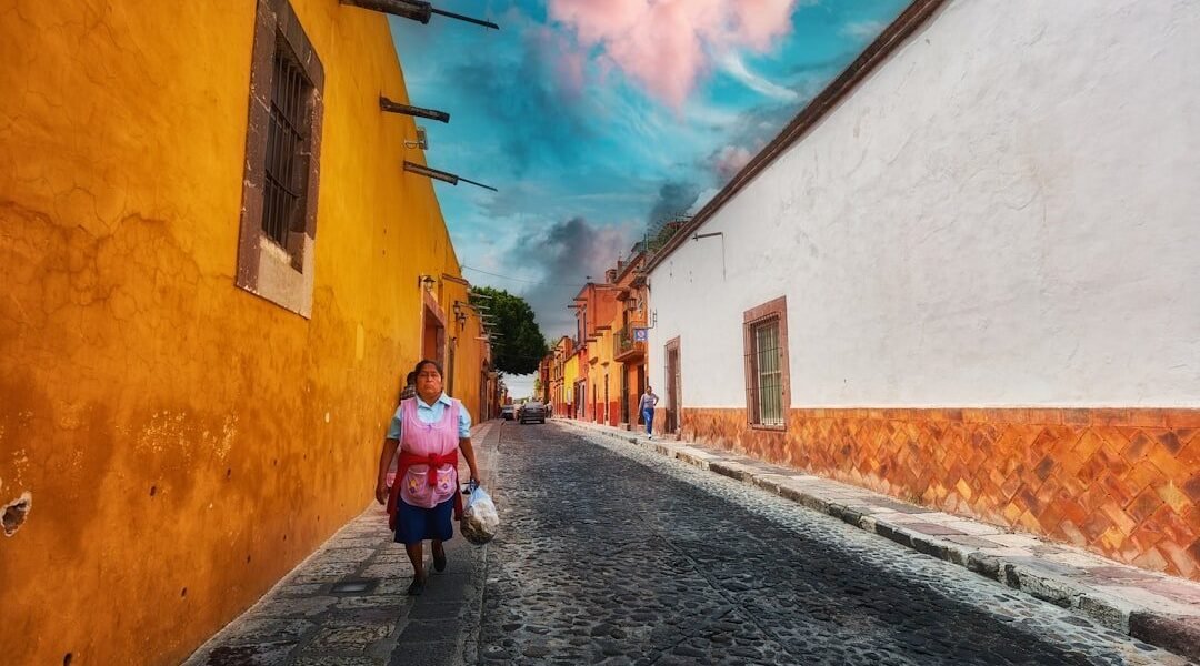 CDMX enfrenta jornada de calor extremo con radiación solar peligrosa