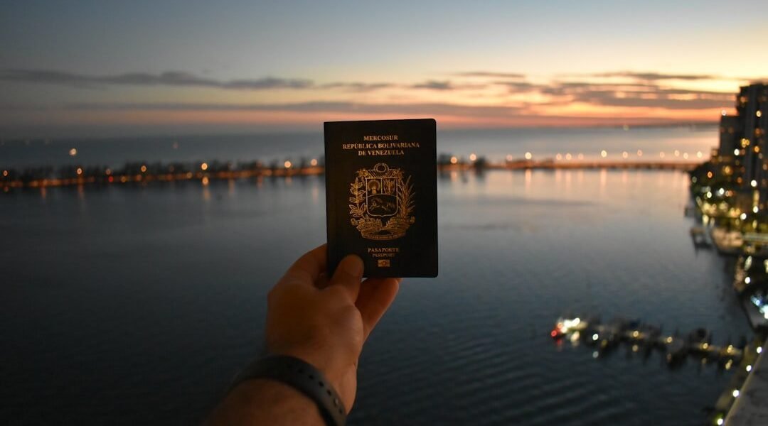 Mullin en DHS: qué significa para migrantes latinoamericanos