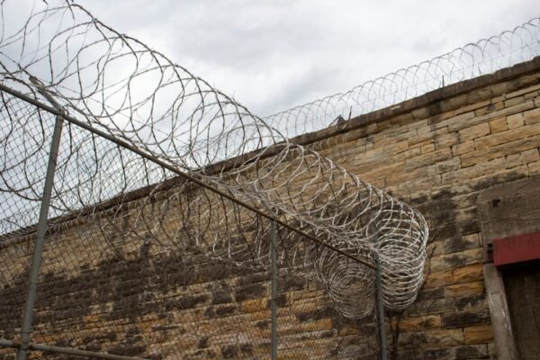 Religiones reclaman acceso a migrantes detenidos en EE.UU. durante festividades