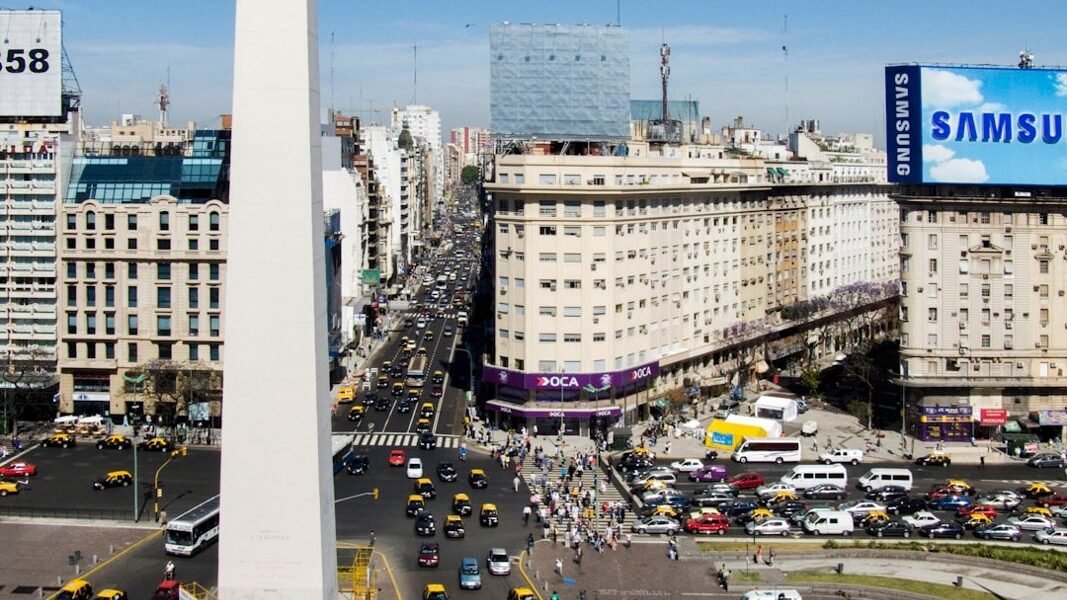 Argentina busca reactivar inversiones en Wall Street con delegación empresarial