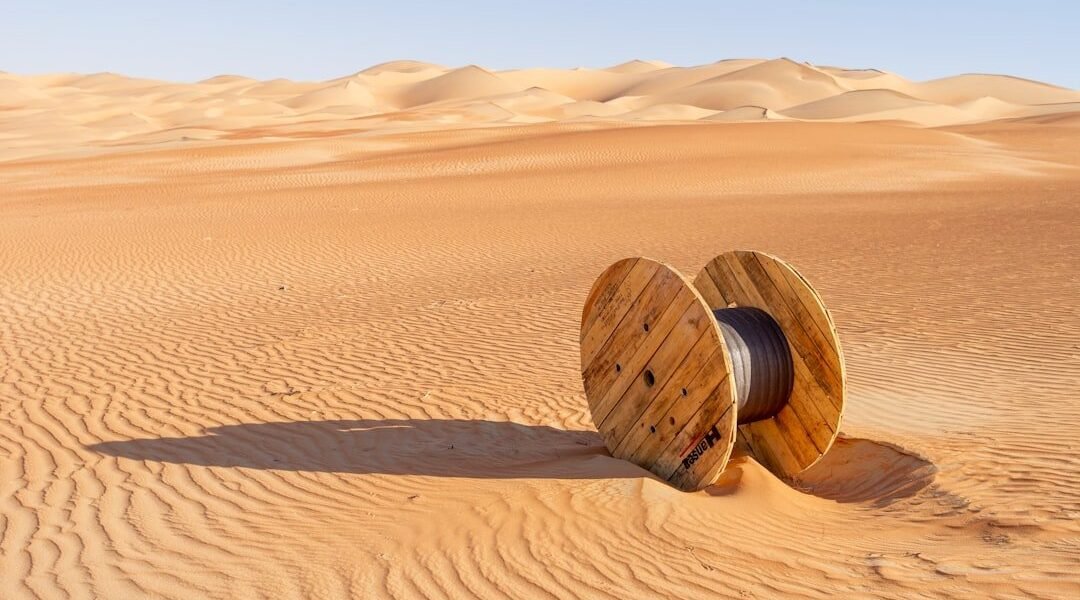 Tensión en Oriente Medio dispara petróleo: cómo afecta a México y Latinoamérica