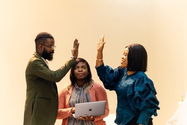 Liderazgo femenino impulsa transformación en el sector de movilidad latinoamericano