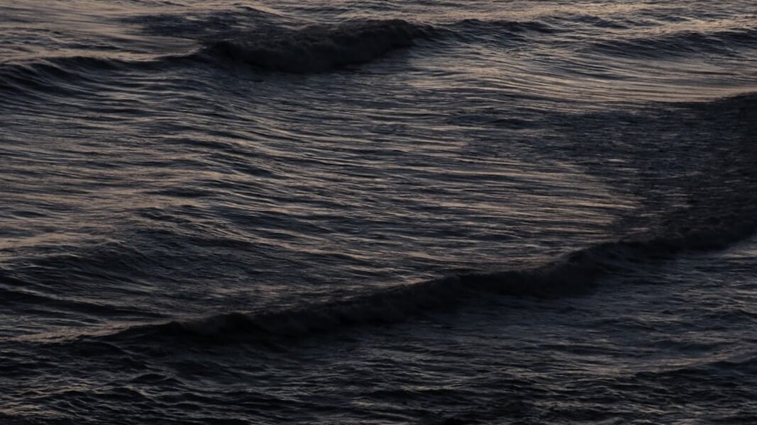 ¿Fuego contra petróleo? Científicos prueban tornados de llama para limpiar derrames