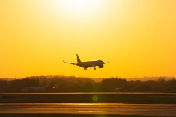 México apuesta por combustibles sostenibles en aviación: ¿qué significa para la región?