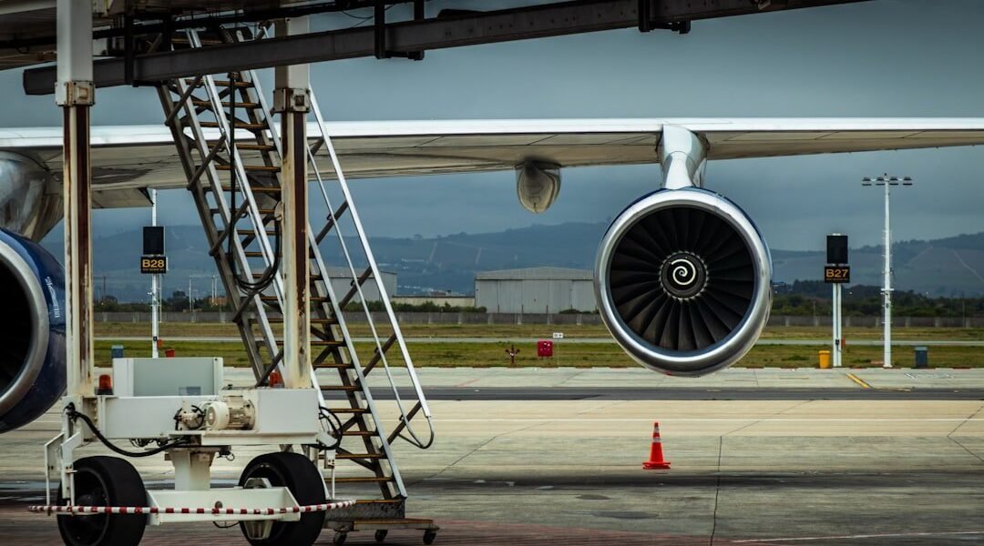 México apuesta por combustibles sostenibles en aviación para descarbonizar los cielos