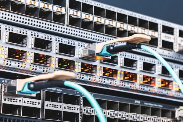 La IA devora recursos: América Latina en la mira de la expansión de centros de datos