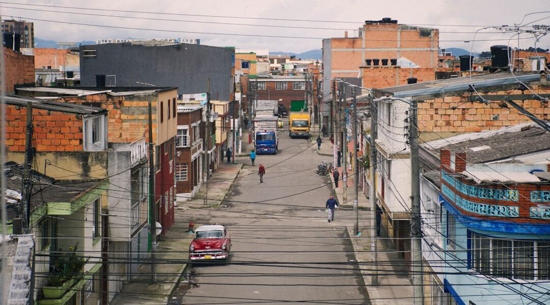 El arte como testigo: cómo la migración forzada se convierte en creación