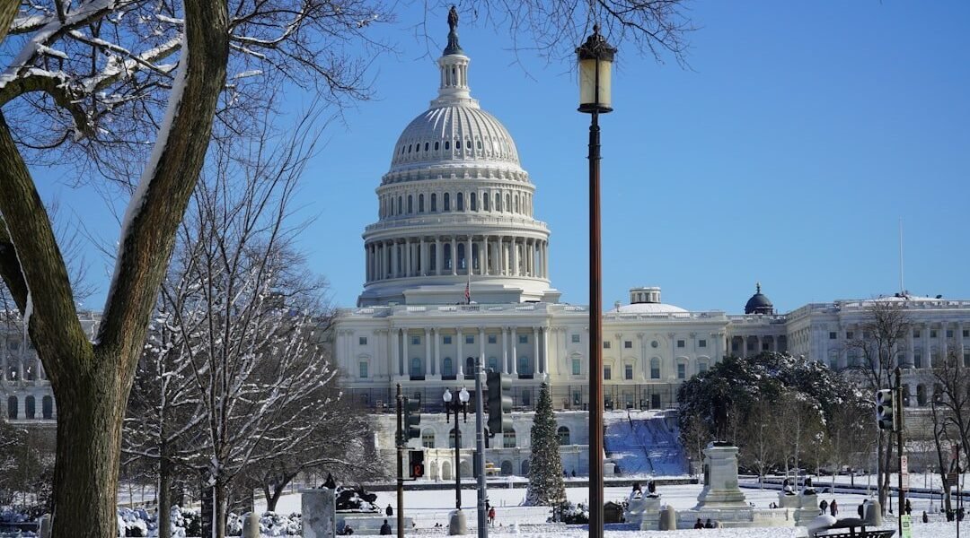 Cuando el Congreso cede: América Latina observa el debilitamiento de los controles parlamentarios