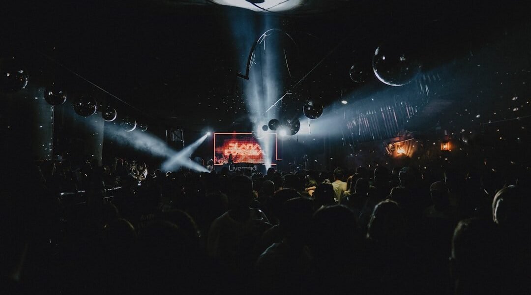 Shakira establece marca histórica en el Zócalo con multitud de 400 mil personas