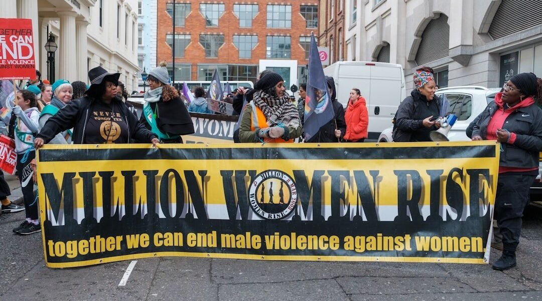 Policías mujeres participarán desarmadas en marcha del 8M