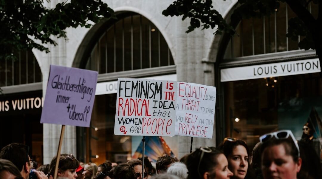 Policías participarán desarmadas en marcha del 8M en México