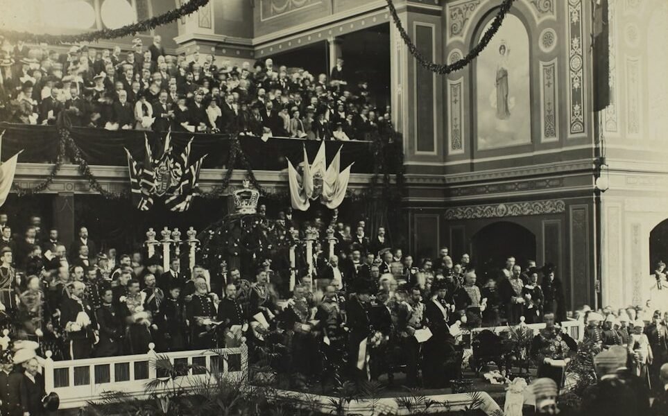 Los lugares donde la política mexicana se negocia alrededor de una copa