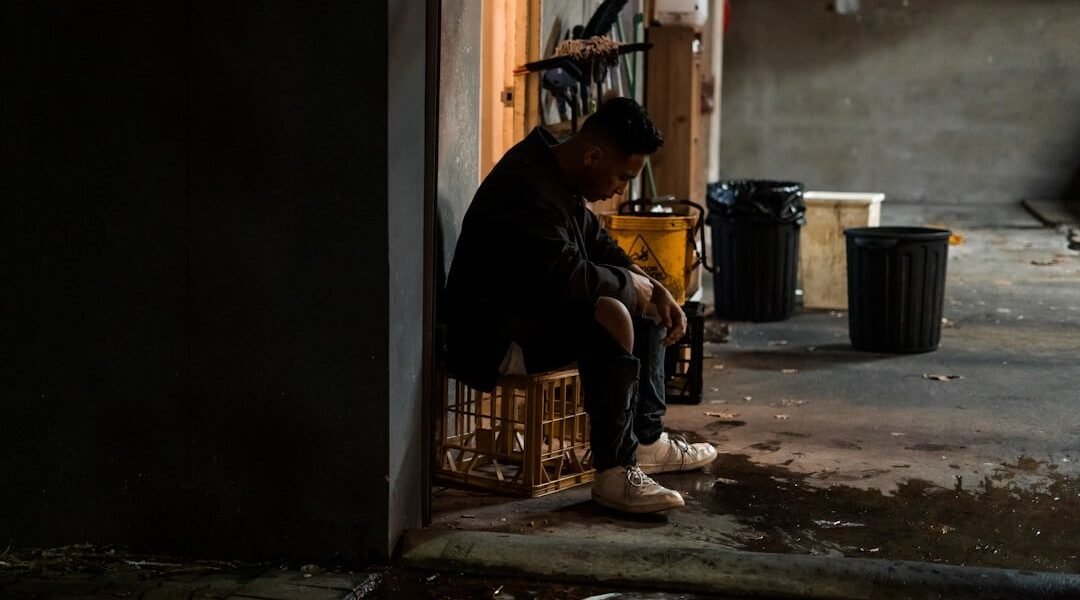 Violencia de género y crisis habitacional: la trampa que atrapa a madres latinoamericanas