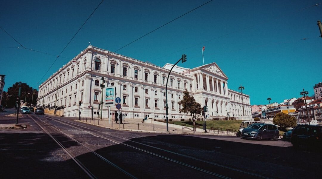 Crisis de gobernanza: oleada de renuncias en gobiernos locales