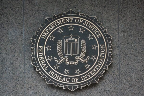 Capturan en Sinaloa a uno de los 10 fugitivos más buscados por el FBI