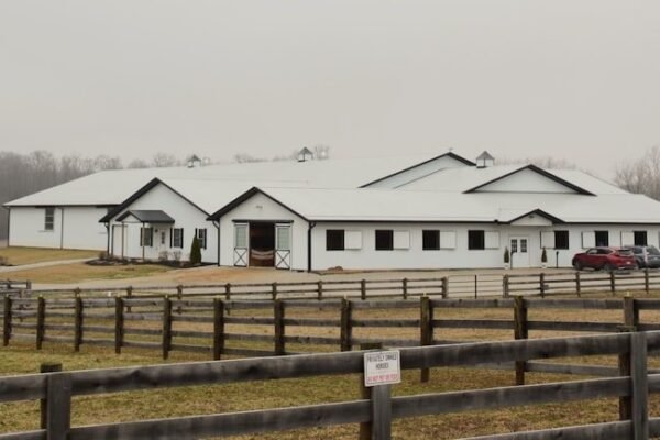 La propiedad de Epstein cambia de manos: de escándalo sexual a retiro religioso