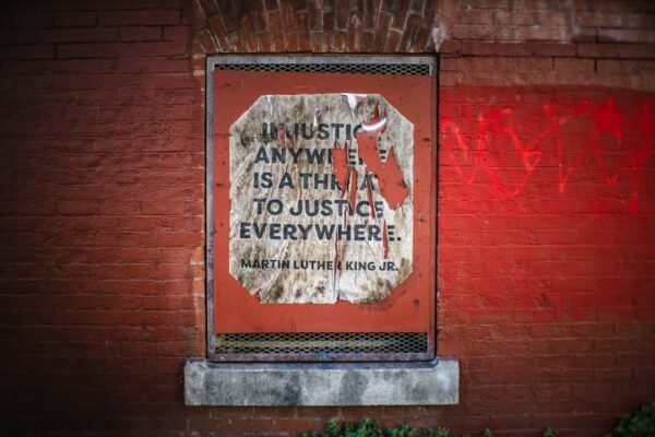 Cuando la justicia oficial falla: México enfrenta la crisis de instituciones debilitadas