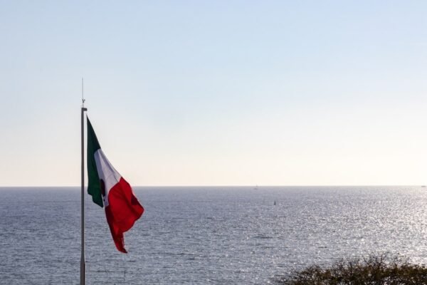 España critica situación de seguridad en México mientras se debate sobre demandas de disculpas históricas