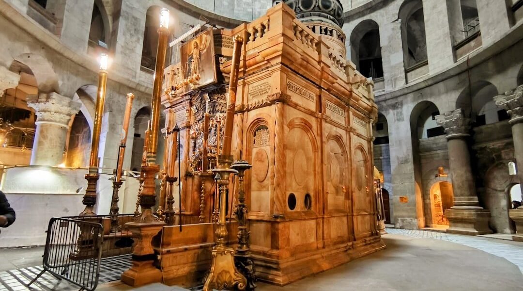 Netanyahu garantiza acceso del Patriarca Latino al Santo Sepulcro tras presión internacional