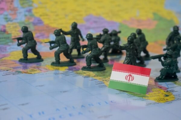 México entre dos fuegos: el dilema de elegir bando en una guerra que no es suya