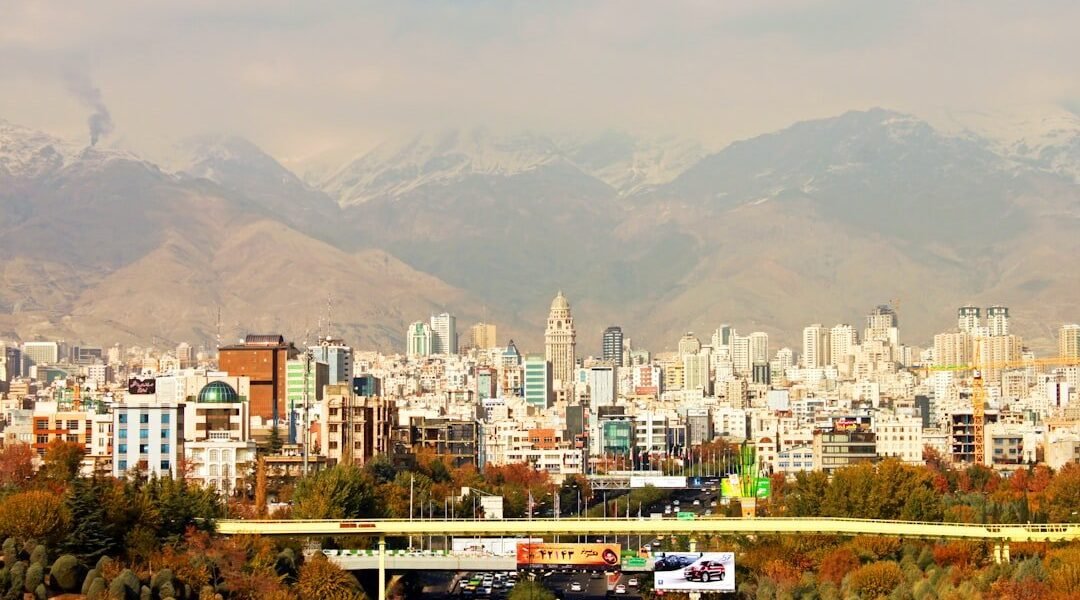 Irán después de Jamenei: ¿transición política o continuidad del régimen?