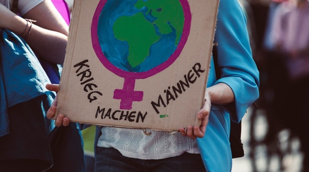 Mujeres en primera línea: las corresponsales que narran el mundo desde la perspectiva femenina