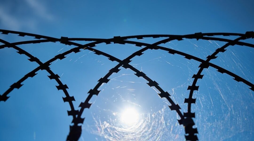 Acceso negado: la lucha por acompañar espiritualmente a migrantes detenidos