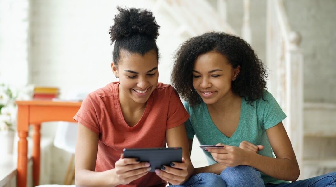 México debate frenar redes sociales en menores: ¿protección o control?