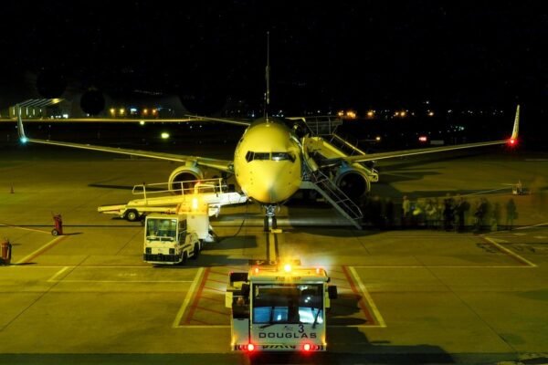 Aeropuertos en la encrucijada: ¿quién debe transportar a los viajeros?