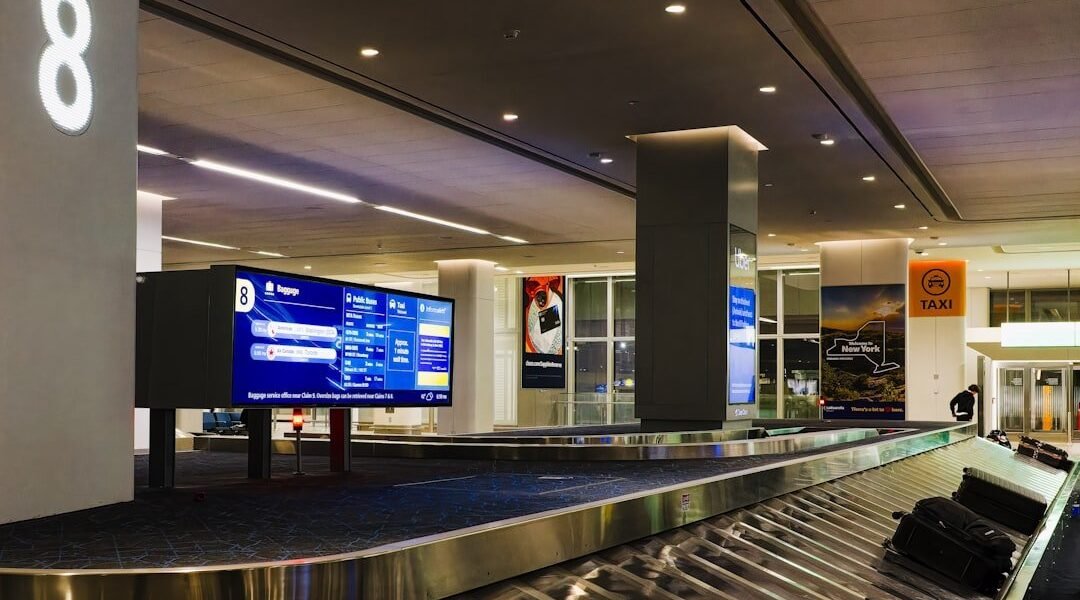 El pulso entre tradición y modernidad: quién transporta a los viajeros en aeropuertos