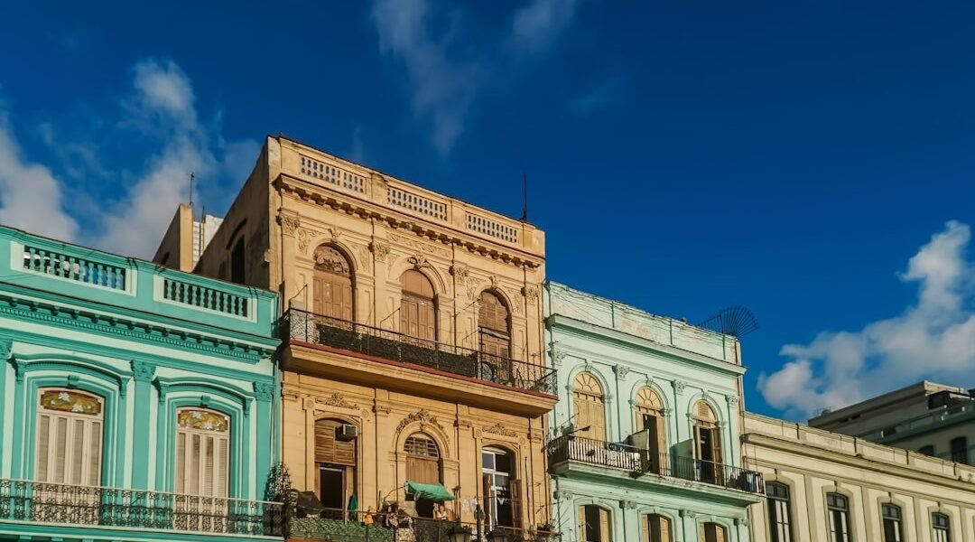 Cuba abre puertas: gestos de apertura mientras negocia su futuro